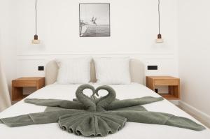 SERRES - Somptueux 2 pièces - Frontière Monaco - Vue Mer