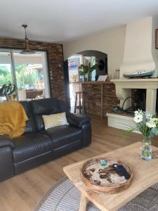 Maisons de vacances Villa piscine chauffee & spa sur le Bassin d Arcachon - proche plage et ocean : photos des chambres