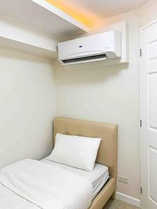 2BR Loft at Fort Victoria Condominium BGC