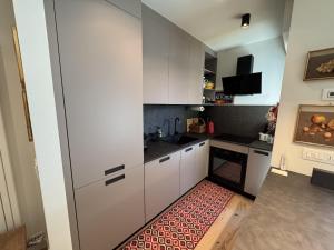 002 Moderno trilocale, Pinzolo