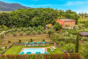 9 bedroom Lucca villa