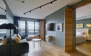 Junior Suite room in Scandic Alvik