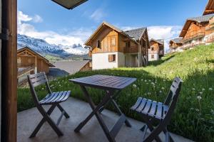 Apartment for 6 to 8 people in Albiez