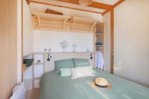 Campings Camping - Piscine - ccbbdag : photos des chambres