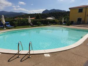 Casa in Residence con Piscina a 10 Minuti dal Mare