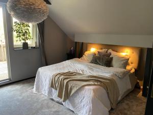 Social villa near the sea!