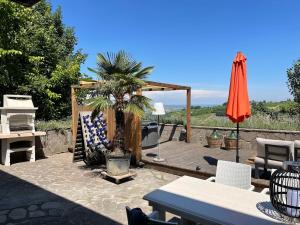 Luxe Villa Monte Rosa met zwembad in een wijngebied