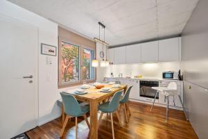 Casa Milla - Moderne & zentrale Maisonette in Langenthal mit Balkon und Tiefgarage