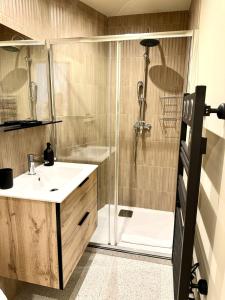 Côté Mer - Élégant 3 pièces, Wifi et climatisation