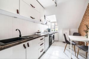 Wroniecka Apartment in Poznań Center