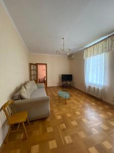 Comfortable Downtown