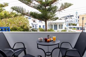 Noe Rooms In Center Of Tinos