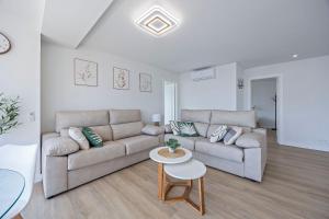 Mucho Gusto Coblanca 3