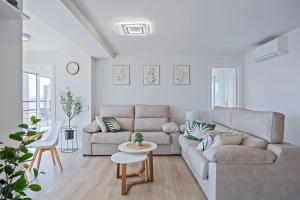 Mucho Gusto Coblanca 3