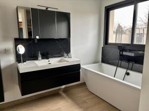 Villa moderne au coeur de la provence