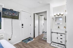 Assateague Inn 100-2R