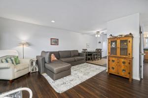 Duck Harbor At Waters Edge