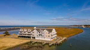 Ducks, Docks, And Flip Flops