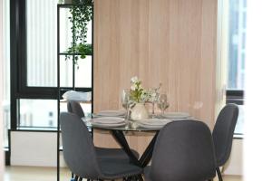 Sydney CBD city luxury 2 bedroom at York st Sydney