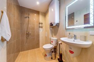 Forest Harmony 1BD with Balcony & Parking by Flat Manаger