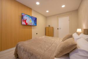 Marina and Panorama Deluxe Apartments
