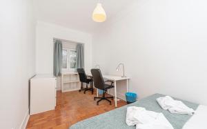 HOUZE_Central Lisbon, 4 rooms flat w Zoo view