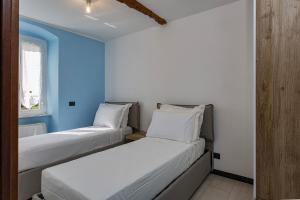 Central Terrace Apartment by Wonderful Italy