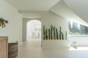 Luxury Sea Views Smart Villa Bliss, 2 Stunning Sea Views, Infinity Pool, Sauna, Gym, Home Cinema, Full Smart Home Technology and Full Privacy