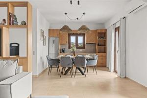 MD Horizon with private Jacuzzi near the beach