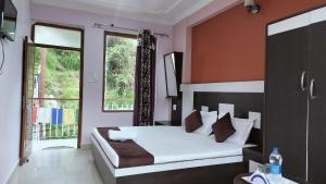 Adventure Inn 20 Metre from Swimming Pool