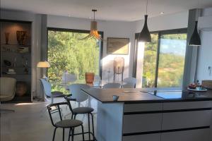 Villas Maredo - West Corsica Stunning view, Infinity pool : photos des chambres