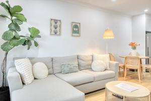 The Salty Breeze Apartment