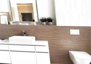 Heimathafen Fehmarn – Exklusive Ferienwohnung mit Sauna und Loggia