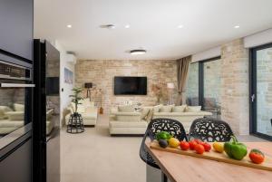 Villa Vellora by Istrialux