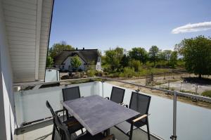 Rex Rugia FeWo15-6 mit Schwimmbad und Saunanutzung im AHOI-Erlebnisbad Sellin