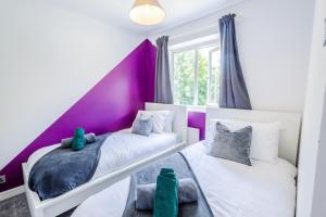 Central 3BR House - free parking - fast WI-FI