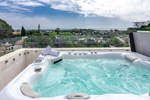Amazing Penthouse Paraiso Pueblo and hottub RDR498