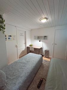 In the center of Bodo, near the airport and the port to the Lofoten Islands, there is free coffee