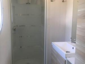 Campings Camping le Ranch - Naujac sur Mer : photos des chambres