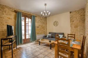 3 pièces, plein centre, monument historique, "Armure"