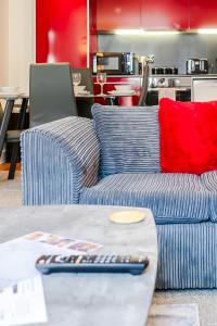 Stylish 2BR Flat - smart tv - fast Wi-Fi