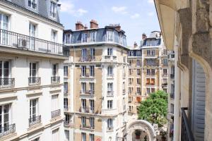 Lovely Paris flat close to Eiffel Tower