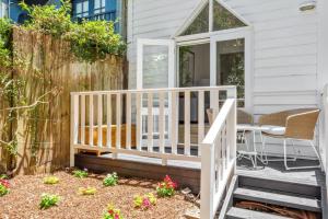 Central Location 2 Bed house in sydney balmain