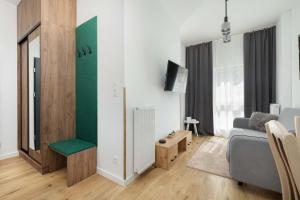 Jasny Apartament w Świnoujściu Blisko Portu by Noclegi Renters