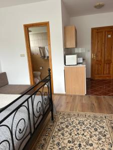 Alex Apartman