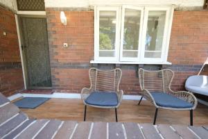 Entire 3 bedroom guest suite in Burwood