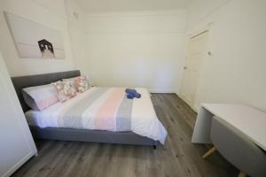 Entire 3 bedroom guest suite in Burwood