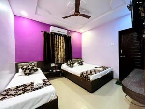 HOTEL Sai Bala Ji Residency ! Near Shri Sai Baba Temple Shirdi - Free Wi-fi And Parking Facilities- Best Budget Hotel In Shirdi