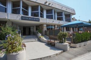 Hotels Hotel Brise de Mer - Piscine interieure & exterieure : photos des chambres