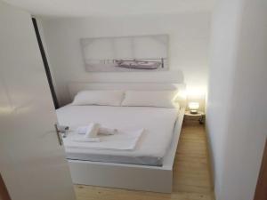 Apartment Leo Povile